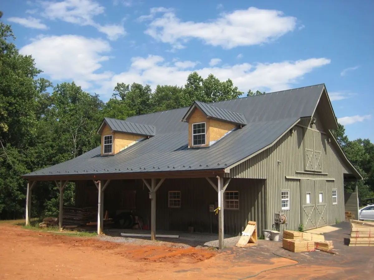 Expert Emergency Roof Leak Repair workmanship in Ladson
